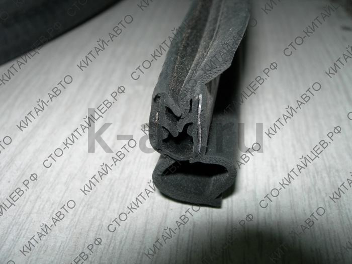 картинка Уплотнитель двери крышки кунга нижний - Deer (8516017-D81) от магазина Китай-Авто