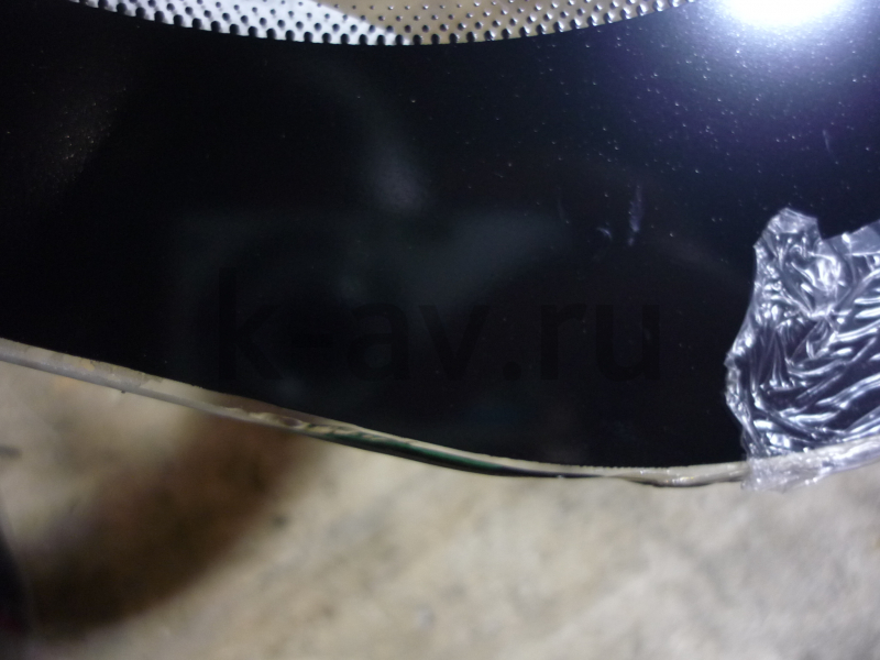 картинка Стекло заднее (с отверстием под щетку стеклоочистителя) УЦЕНКА - Chery Indis (S18D-5206020-U) от магазина Китай-Авто