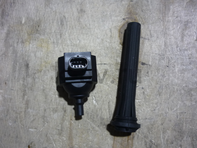 картинка Катушка зажигания 2.0T (завод) - Haval H8, H9, F7, F7X, Poer KingKong (бенз.) (3705100XEC01) от магазина Китай-Авто