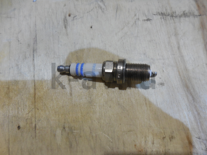 картинка Свеча зажигания дв.4G63T (platina) - Hover H3 New (SMW251436N) от магазина Китай-Авто