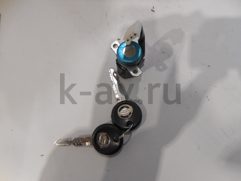 картинка ЛИЧИНКА ДВЕРИ ЗАДКА - SAFE ( ЗАПАСКА СНИЗУ) (3704030-F00) от магазина Китай-Авто