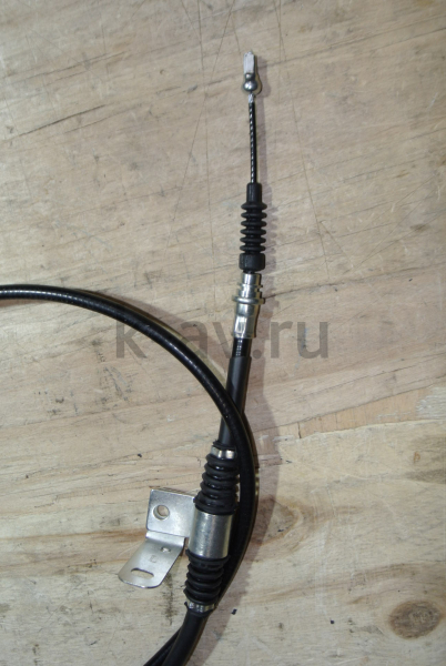 картинка Трос стояночного тормоза левый - Geely Emgrand EC7 (sedan, HB) (1064001076) от магазина Китай-Авто