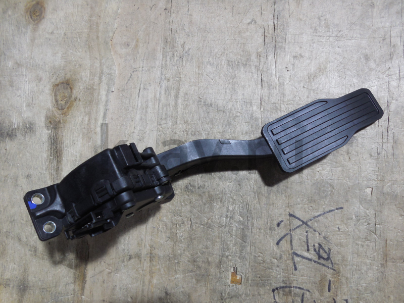 картинка Педаль акселератора (газа) в сборе - Lifan X60 (S1108110) от магазина Китай-Авто