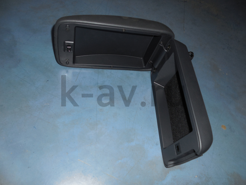 картинка Подлокотник в сборе original - Lifan Solano, Solano New (B5305200B28) от магазина Китай-Авто