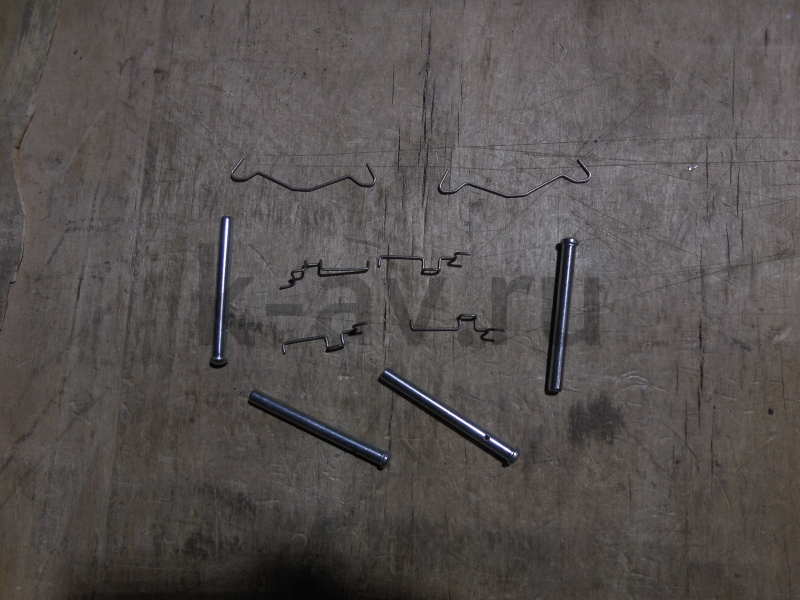 картинка Ремкомплект заднего суппорта (вид1) (пружинки) (на 2 супп.) - Chery Tiggo (T11-3501275-2) от магазина Китай-Авто