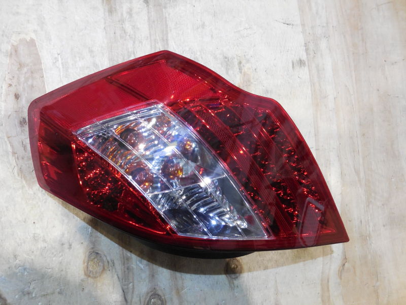 картинка Фонарь задний правый (седан) - Geely Emgrand EC7 (1067001231) от магазина Китай-Авто
