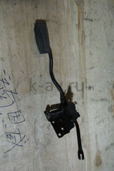картинка Педаль газа в сборе (б/у) - Hover, H3, H5, Wingle (1108100-K00-B1-by) от магазина Китай-Авто