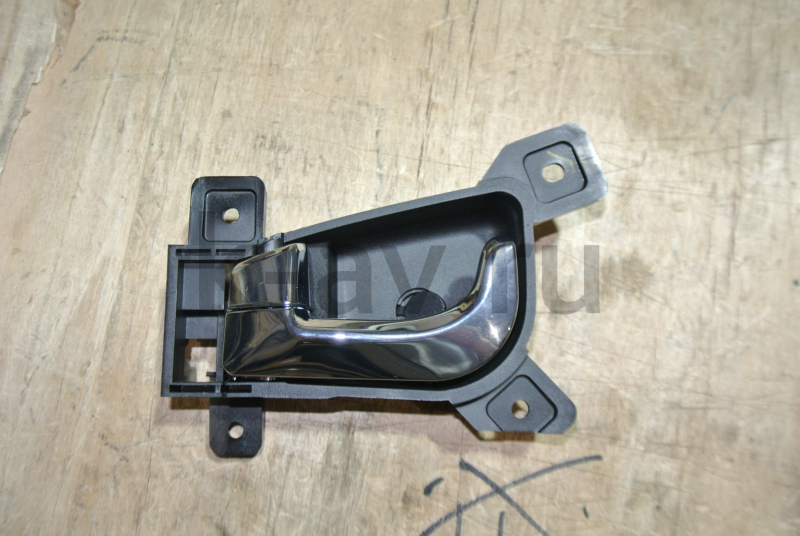 картинка Ручка двери внутренняя левая original - Geely Emgrand X7 New (101203431459738) от магазина Китай-Авто