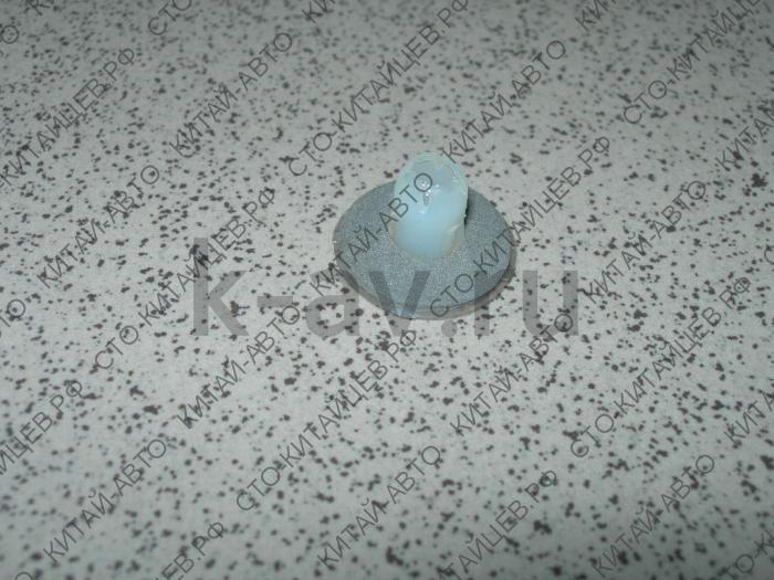 картинка Клипса крепления накладки порога (мама) - Hover, H3, H5 (5173107-K00) от магазина Китай-Авто